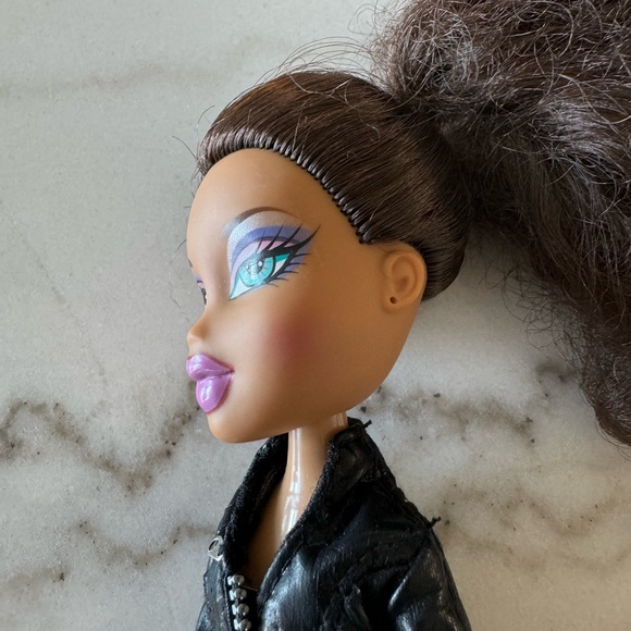 Bratz Dynamite Nevra - Picture 5 of 8